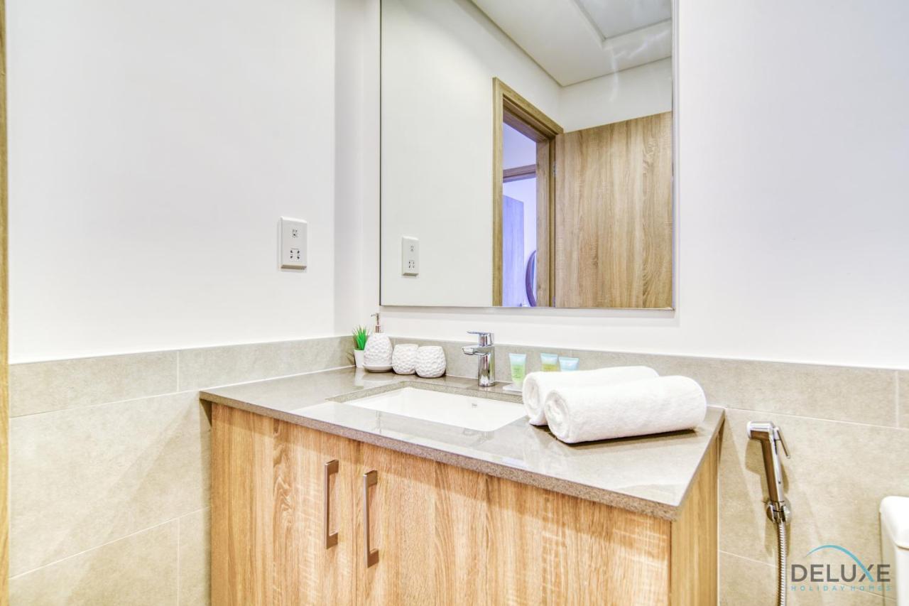Sophisticated 1Br At Town Square Rawda Dubailand By Deluxe Holiday Homes Екстер'єр фото